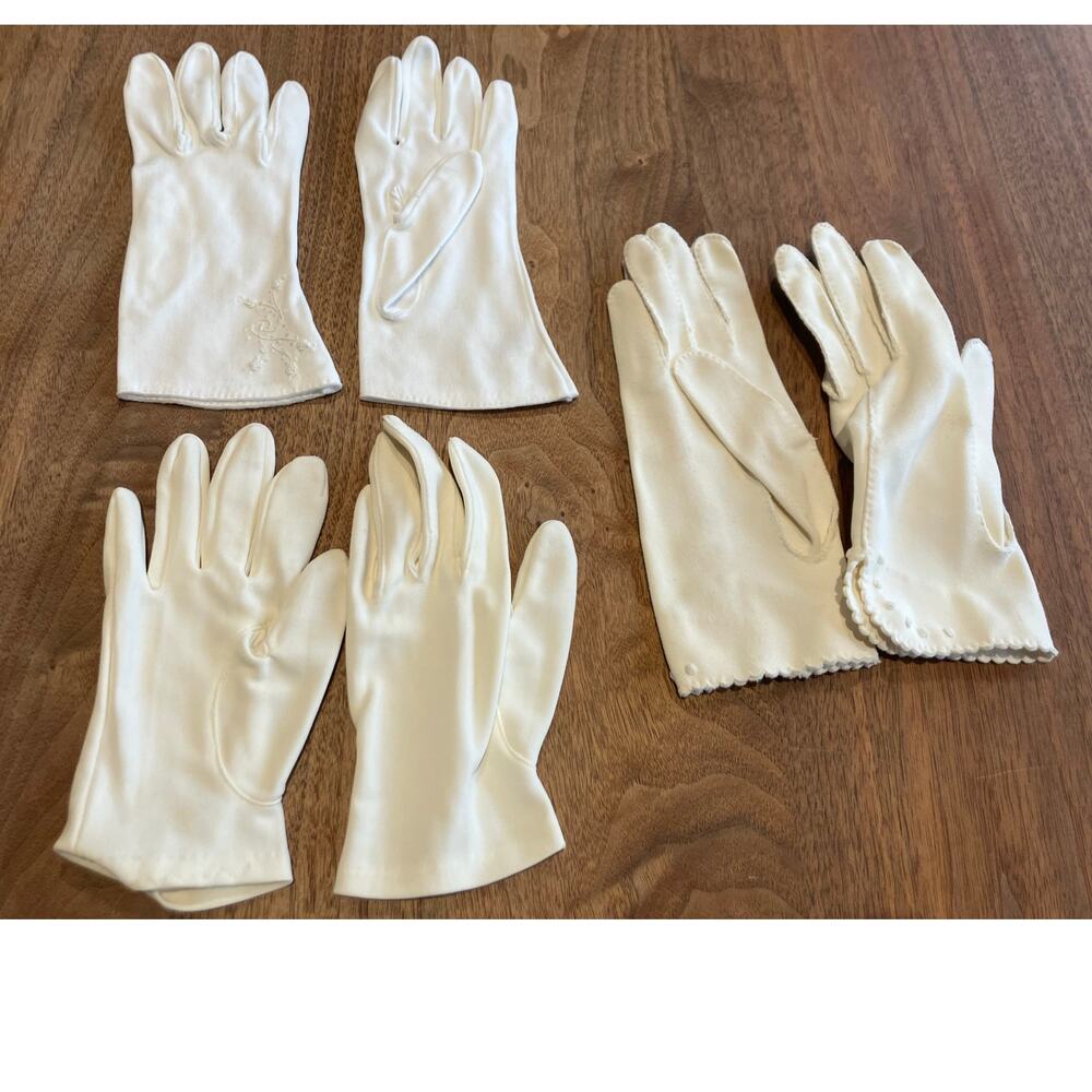 Ladies White Gloves Lot of (3) Vintage Embroidered Regency Tea Party Cotillion‎
